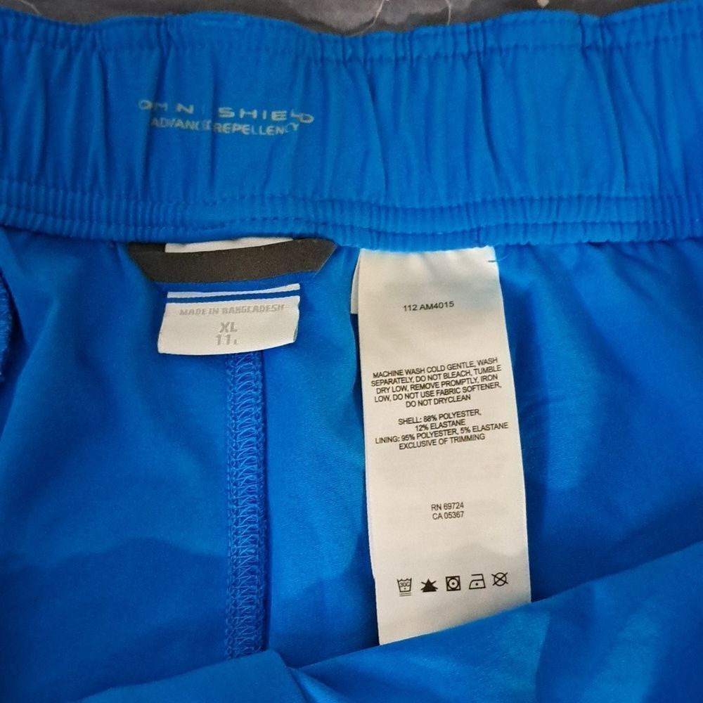 Columbia Omni-Shield 11 inch Men's Blue Shorts size XL - Picture 3 of 4